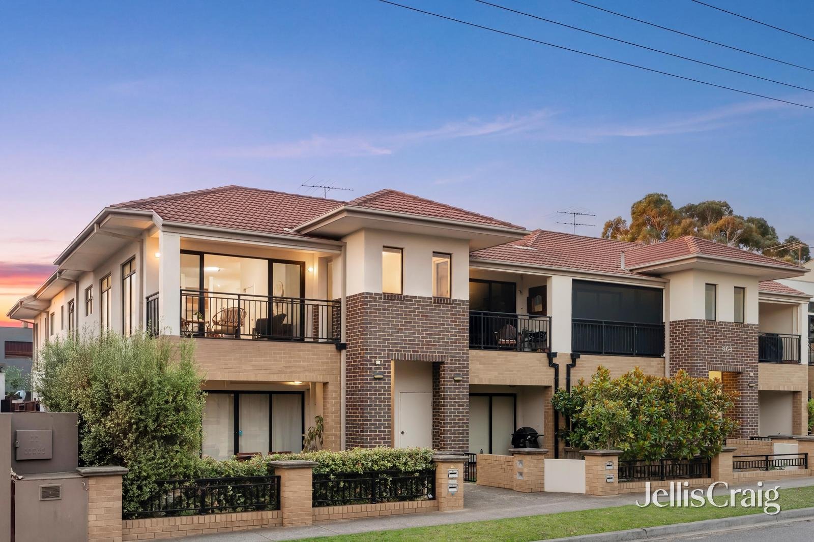 8/464 Beach Road, Beaumaris image 1