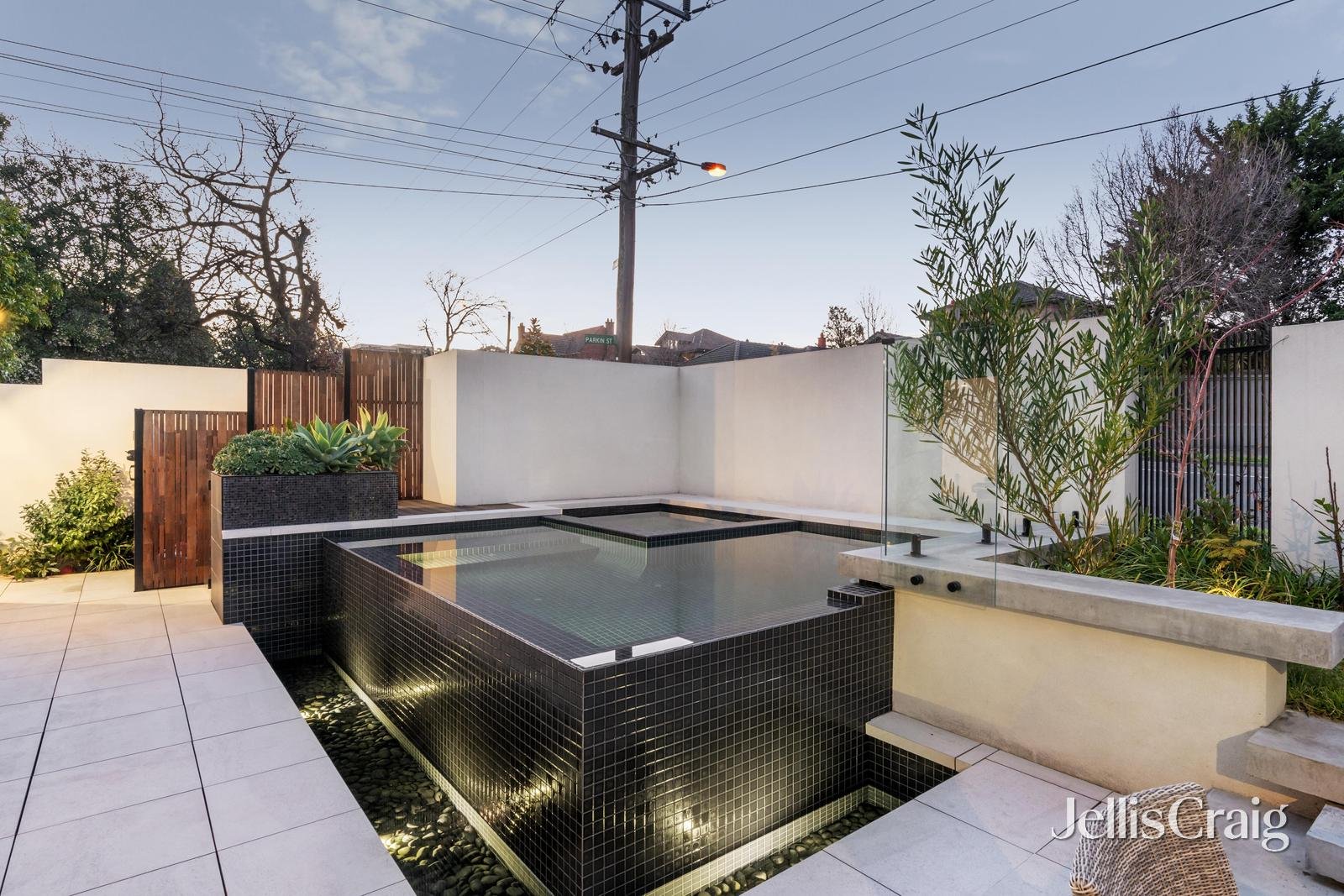 848 Toorak Road, Hawthorn East image 5