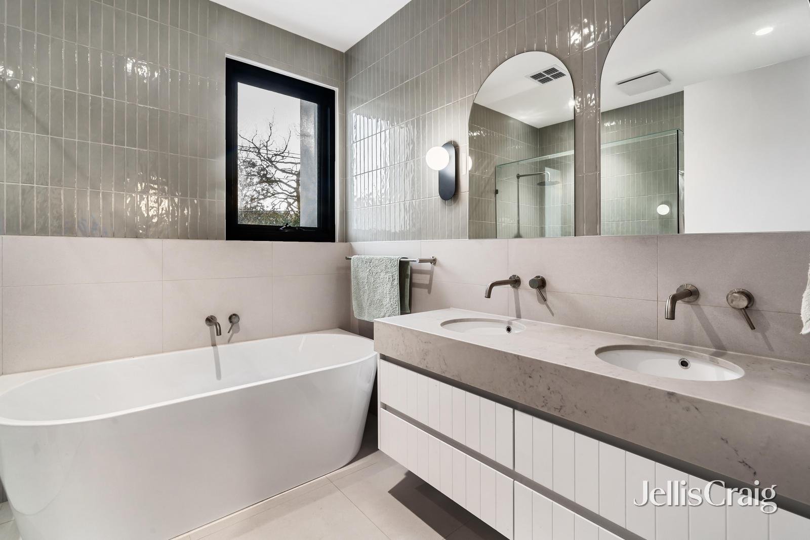848 Toorak Road, Hawthorn East image 14