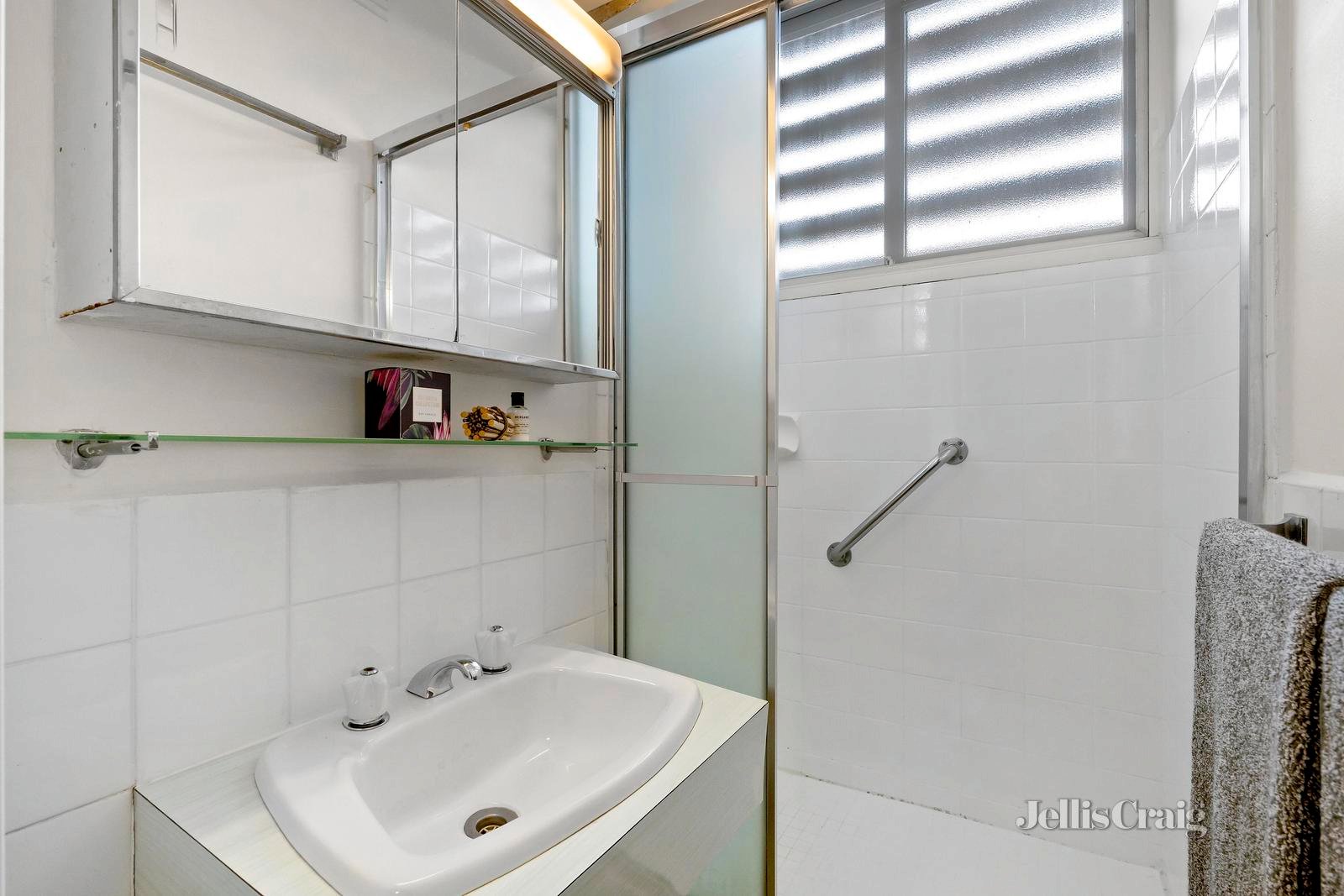 8/480 Glenferrie Road, Hawthorn image 11
