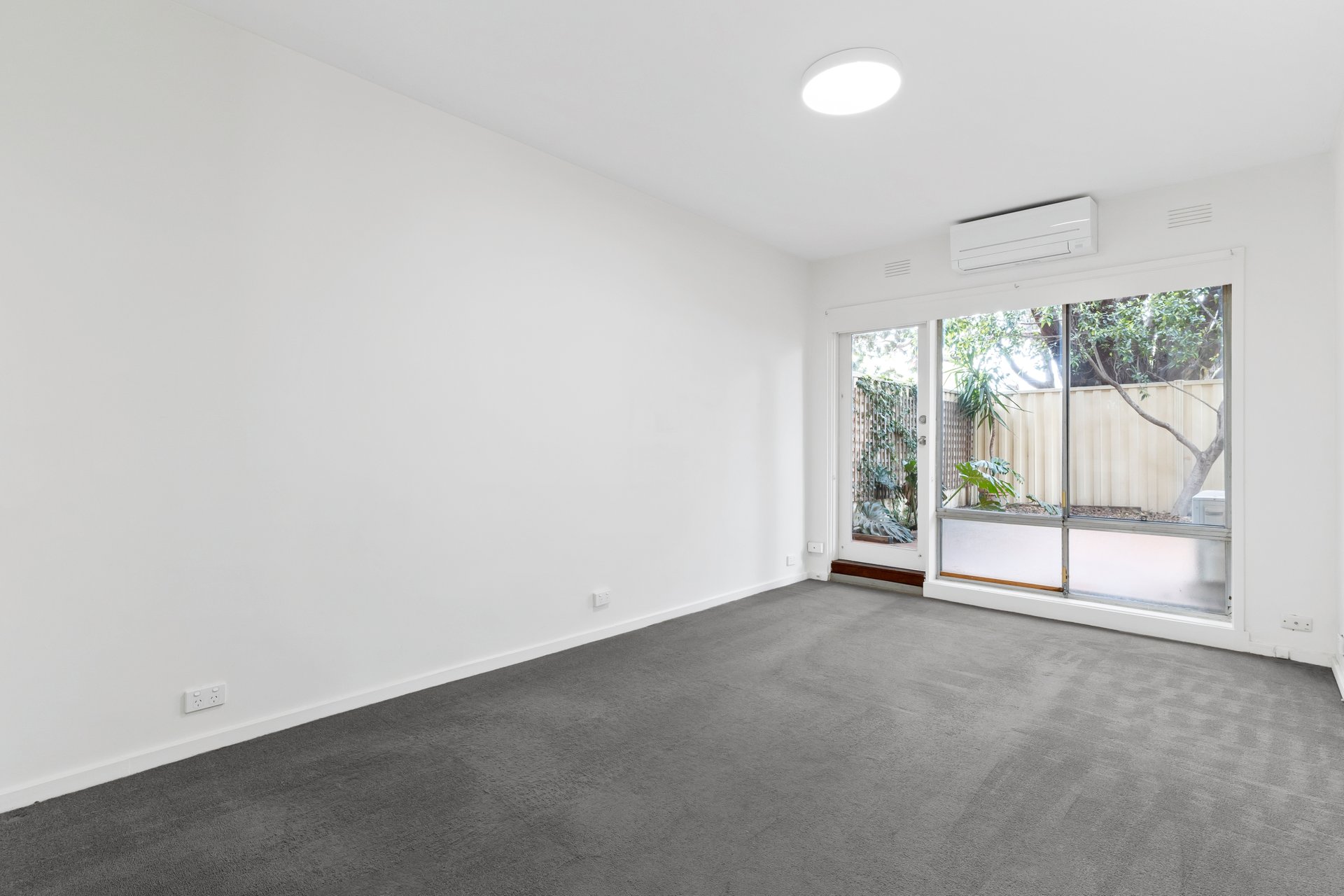 Property Gallery Thumbnail 5