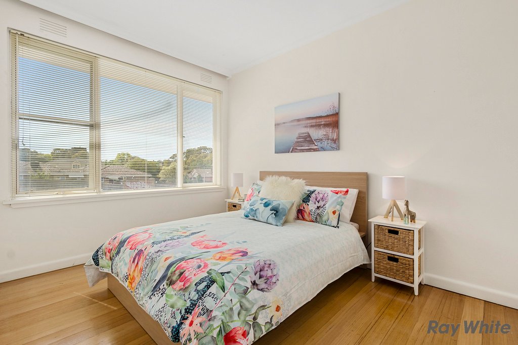 8/483 Whitehorse Road, Balwyn image 5