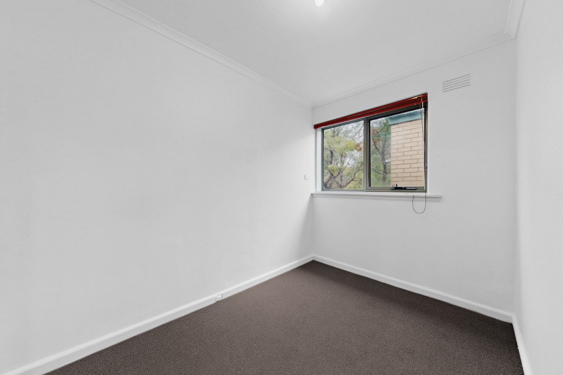 8/485 St Kilda Street, Elwood image 9