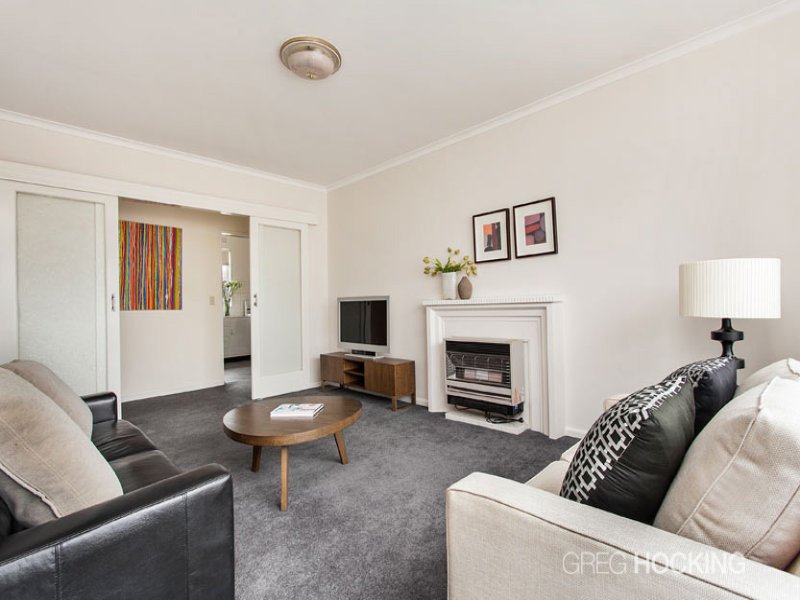 8/49 Electra Street, Williamstown image 2