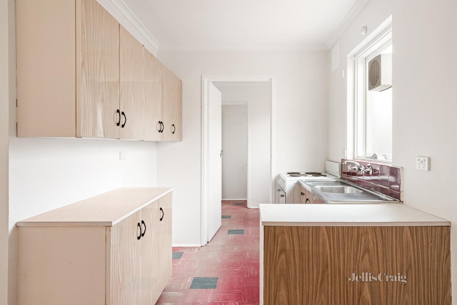 8/5-7 Brindisi Street, Mentone image 2