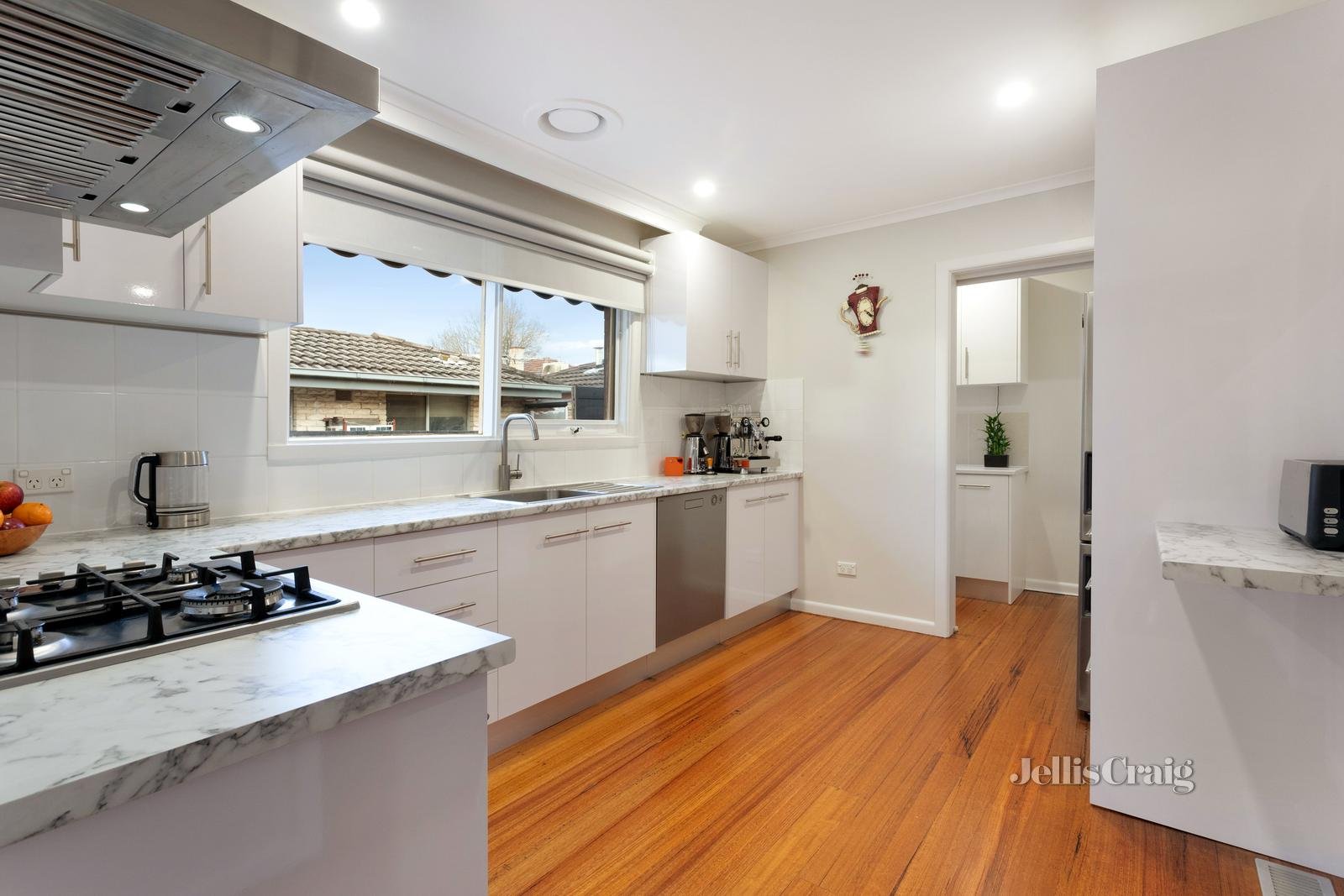 8/5-7 Poet Road, Bentleigh East image 8