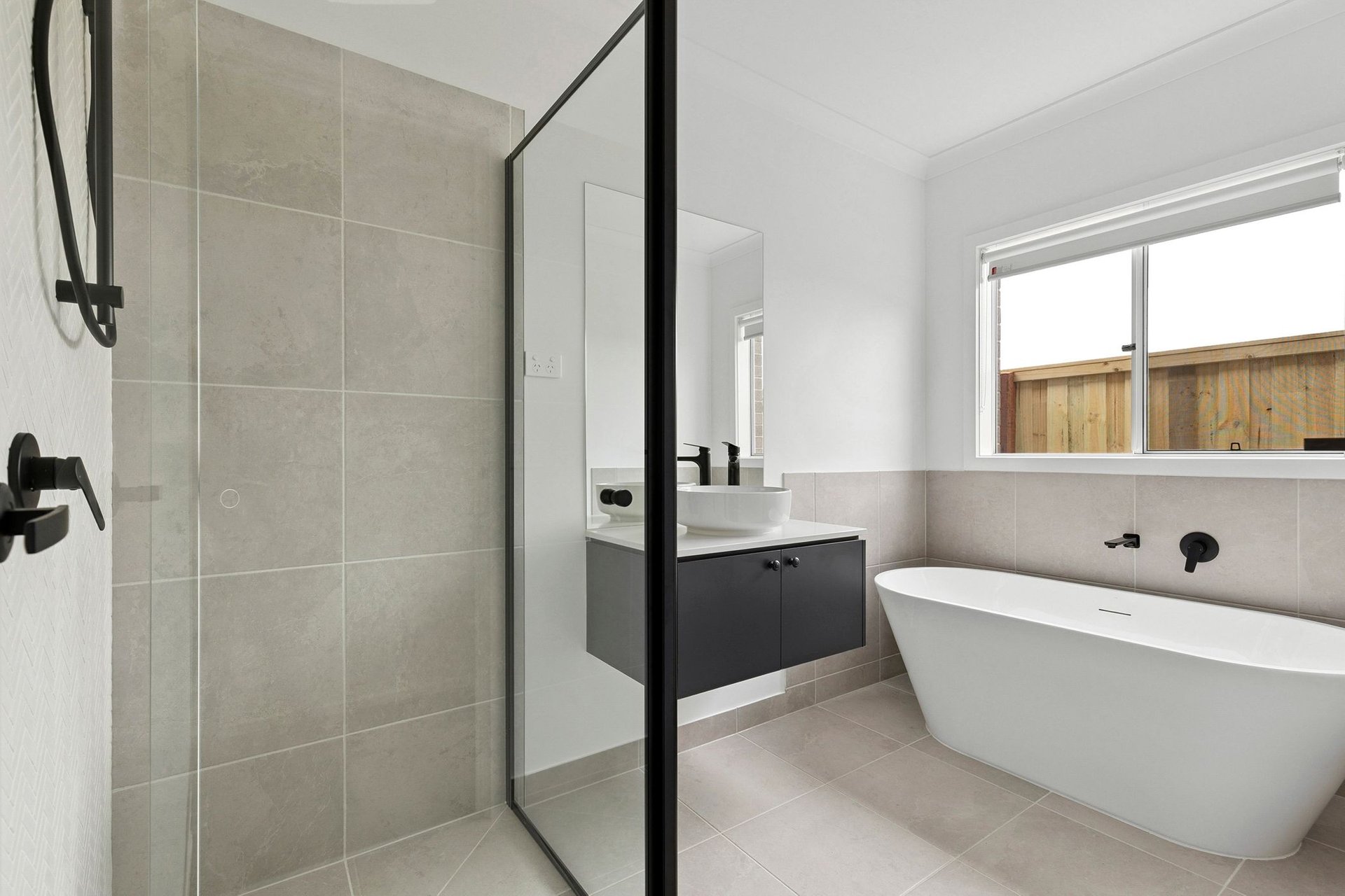 85 Abingdon Boulevard, Lara image 5