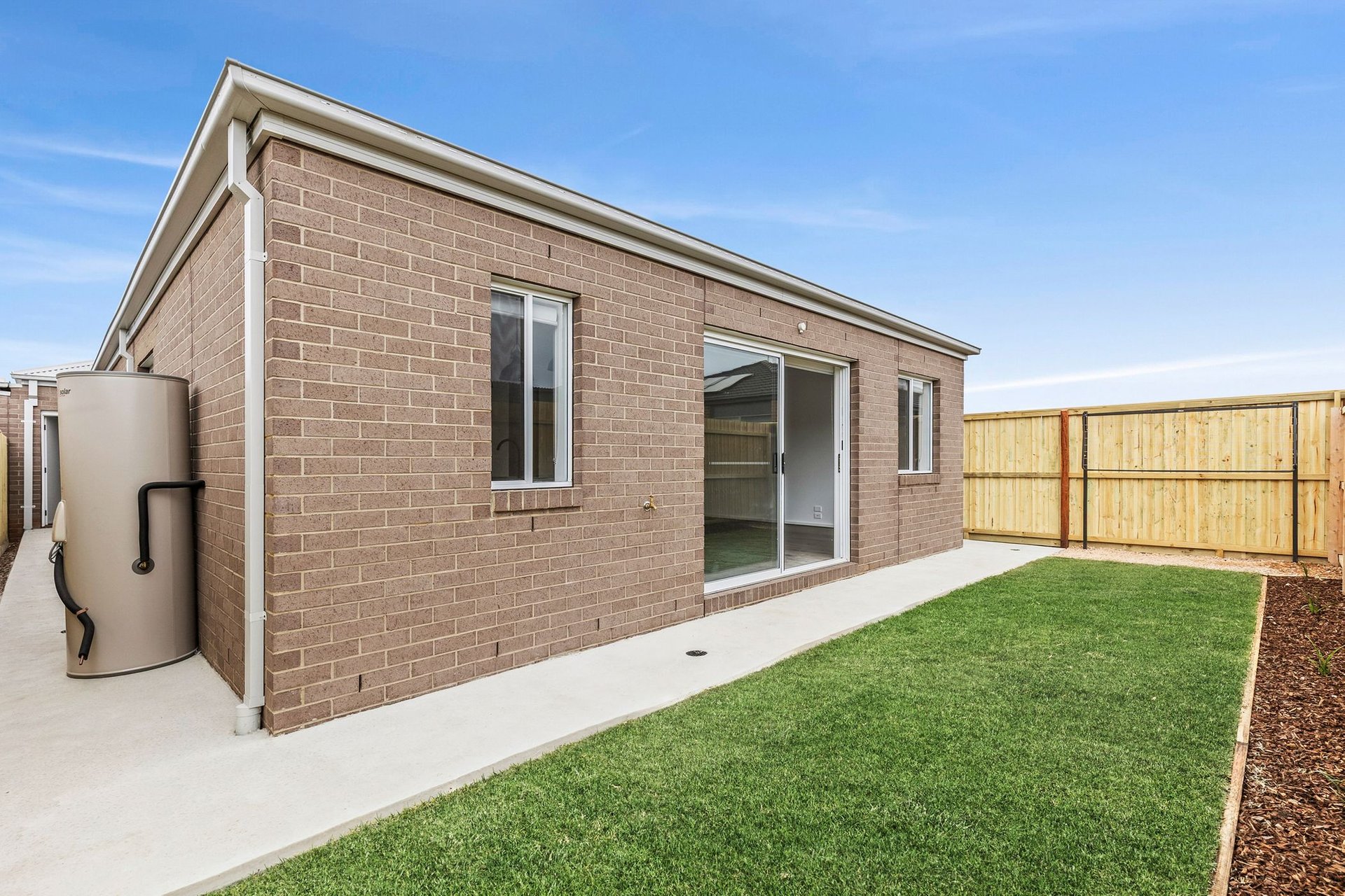 85 Abingdon Boulevard, Lara image 8