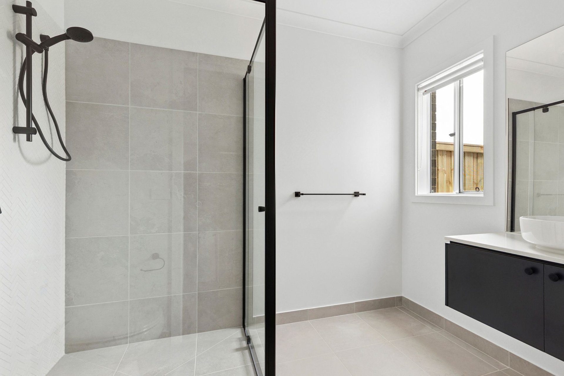 85 Abingdon Boulevard, Lara image 6