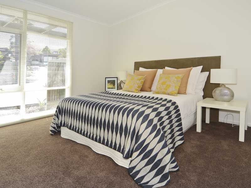 85 Buckingham Road, Newtown image 4
