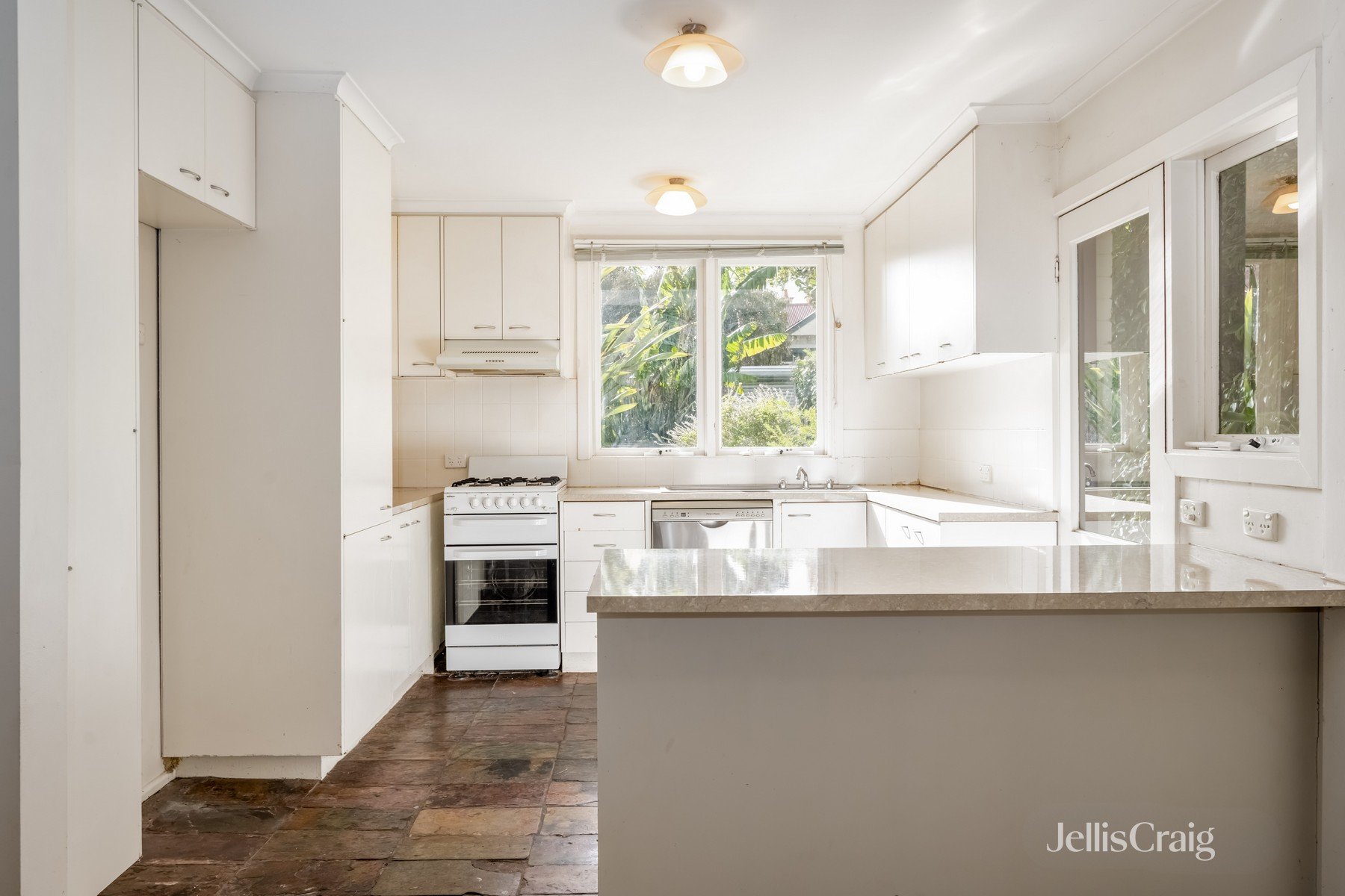 85 Clarke Street, Northcote image 1
