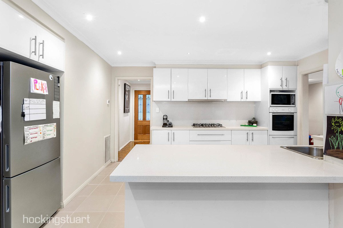 85 Clifton Street, Balwyn North image 5