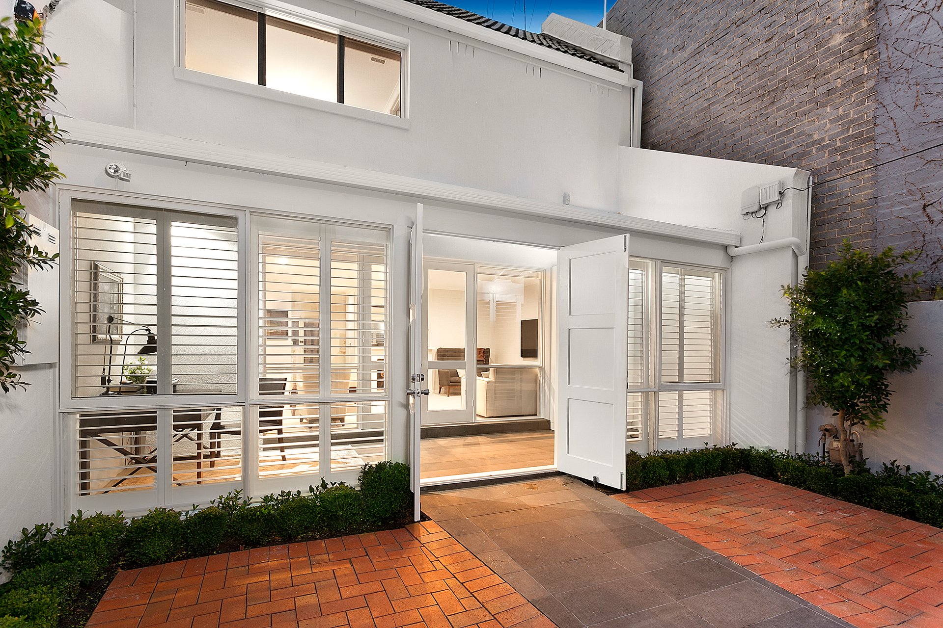 85 Cobden Street, South Melbourne image 3