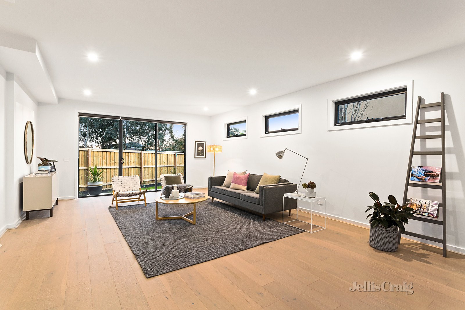 8/5 Curzon Street, Ivanhoe image 2