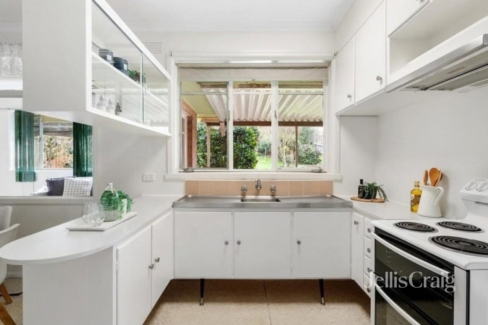 85 Grandview Grove, Rosanna image 2