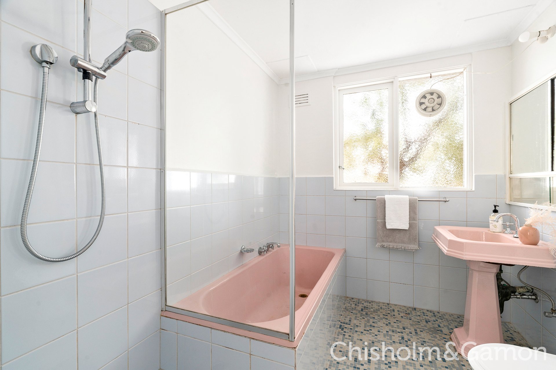 8/5 Herbert Street, St Kilda image 7