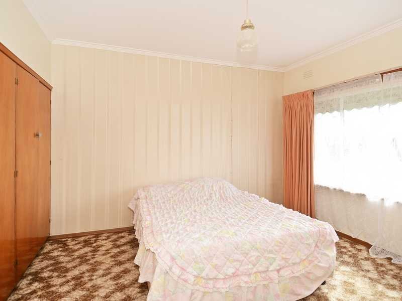 85 Heytesbury Street, Herne Hill image 5