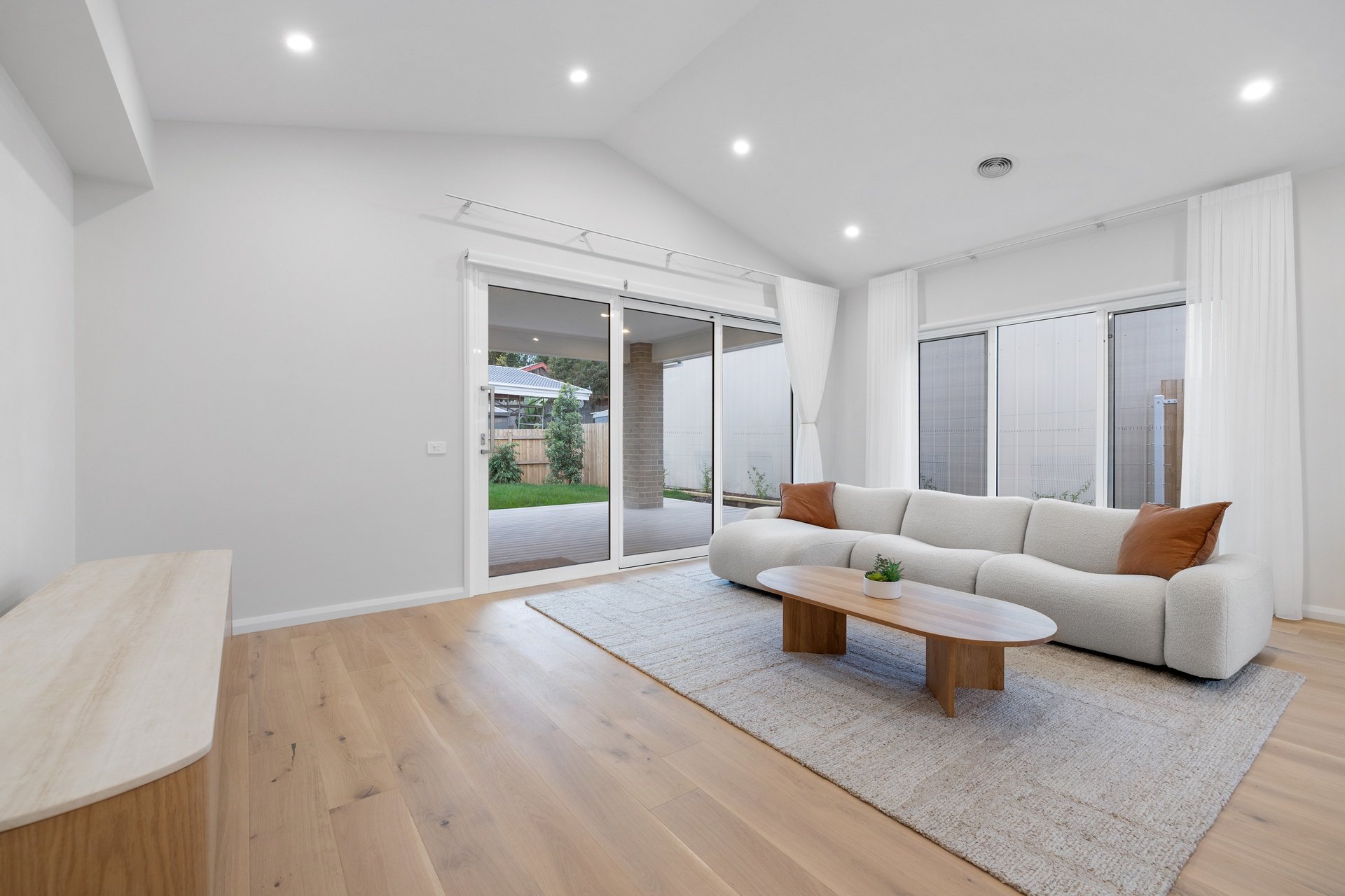 85 Husband Road, Forest&nbsp;Hill image 3