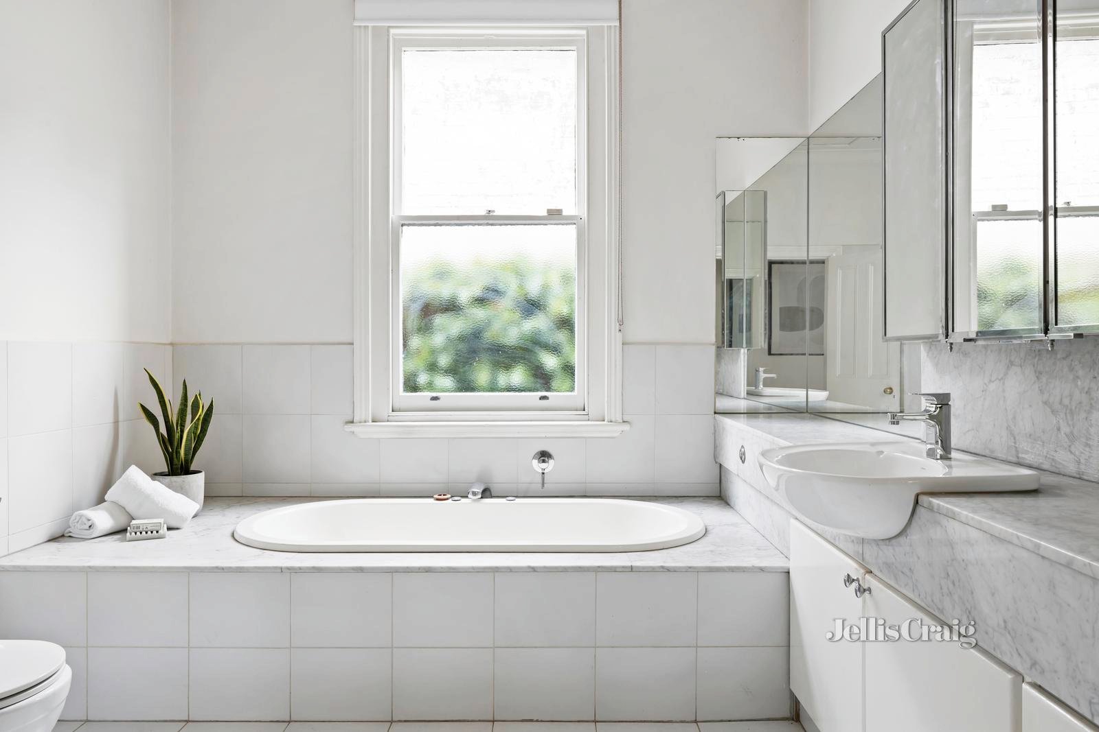 85 Kooyong Road, Armadale image 9