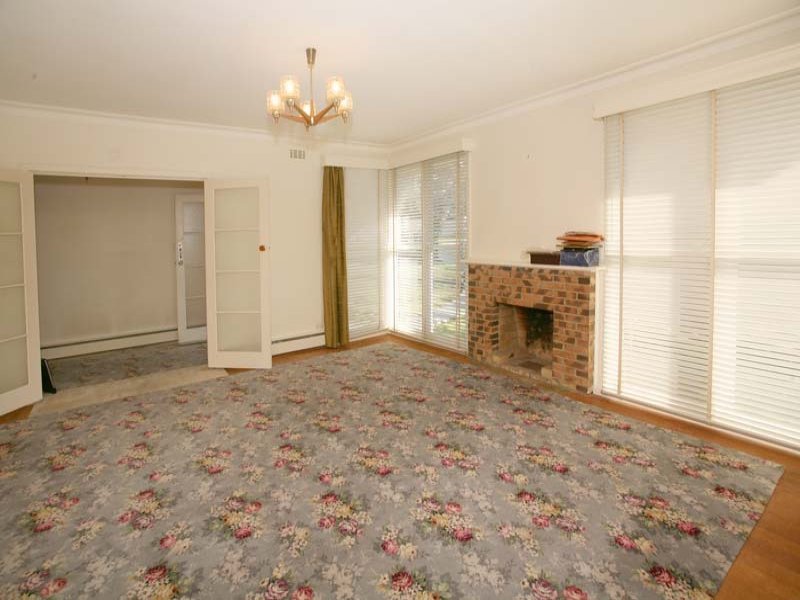 85 Leeds Street, Doncaster East image 4