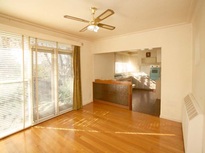 85 Leeds Street, Doncaster East image 5