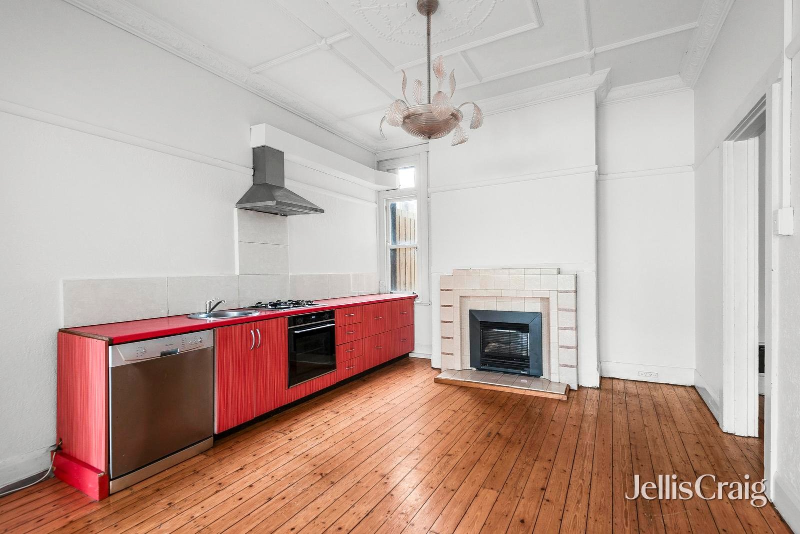 85 Marine Parade, Elwood image 8