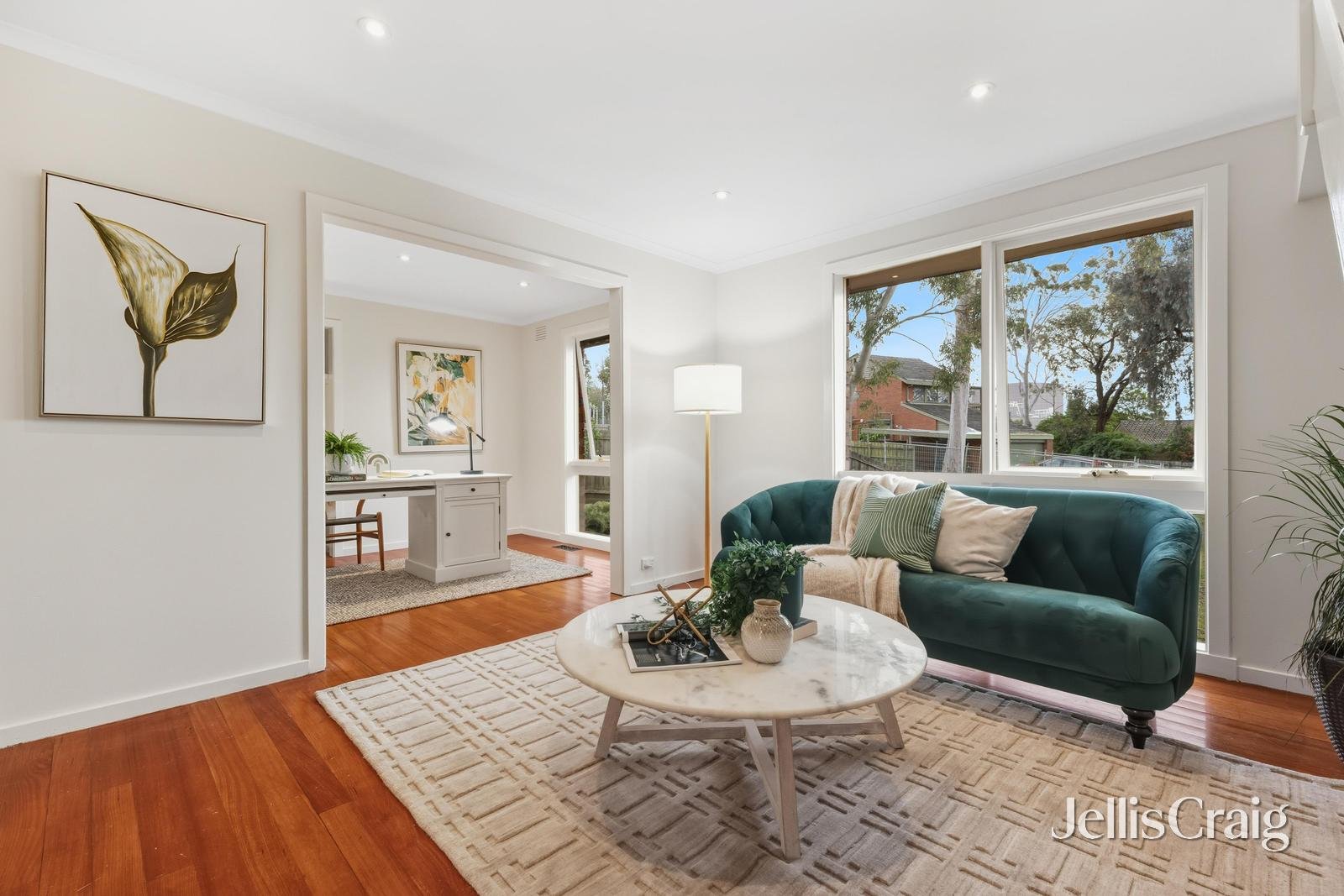 85 Mary Avenue, Wheelers Hill image 3