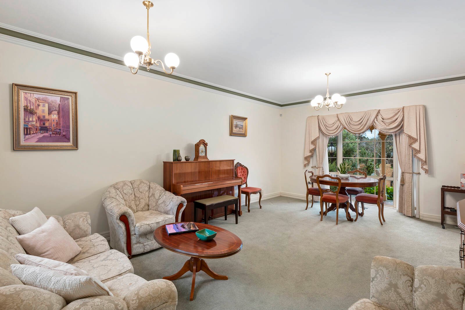 Property Gallery Thumbnail 9