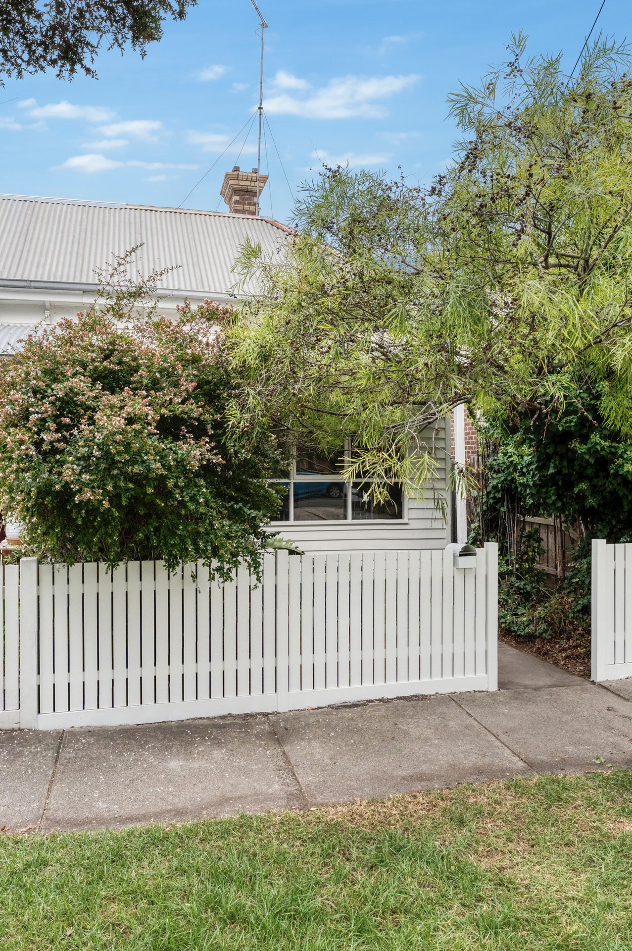 85 Osborne Street, Williamstown image 2