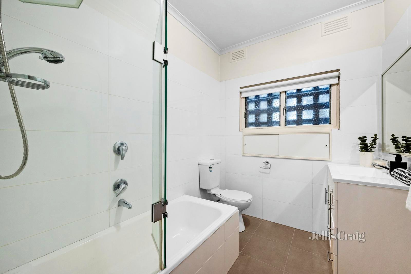 8/5 St Johns Avenue, Camberwell image 8