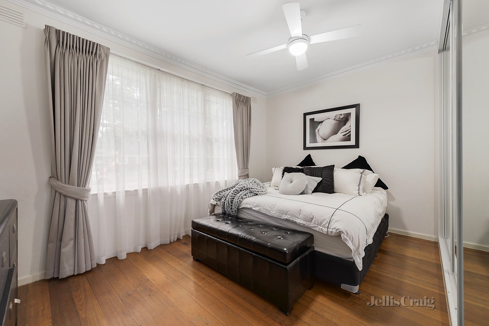 85 Tudor Street, Bentleigh East image 4