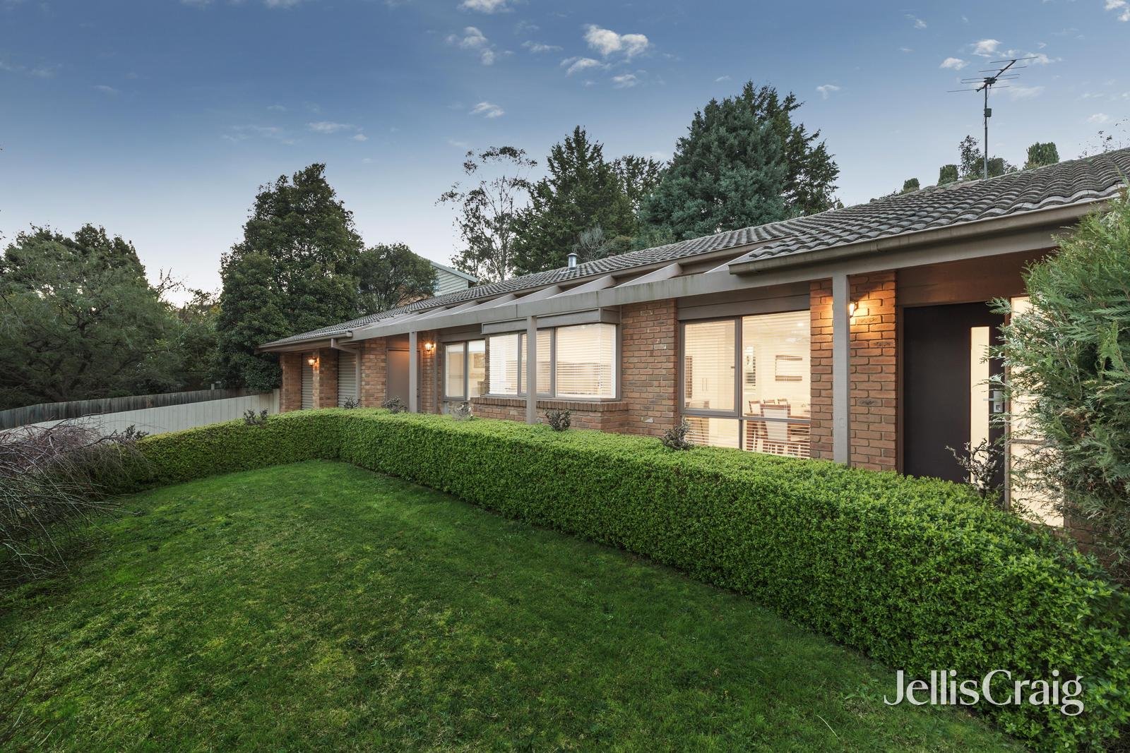 85 Weidlich Road, Eltham North image 2