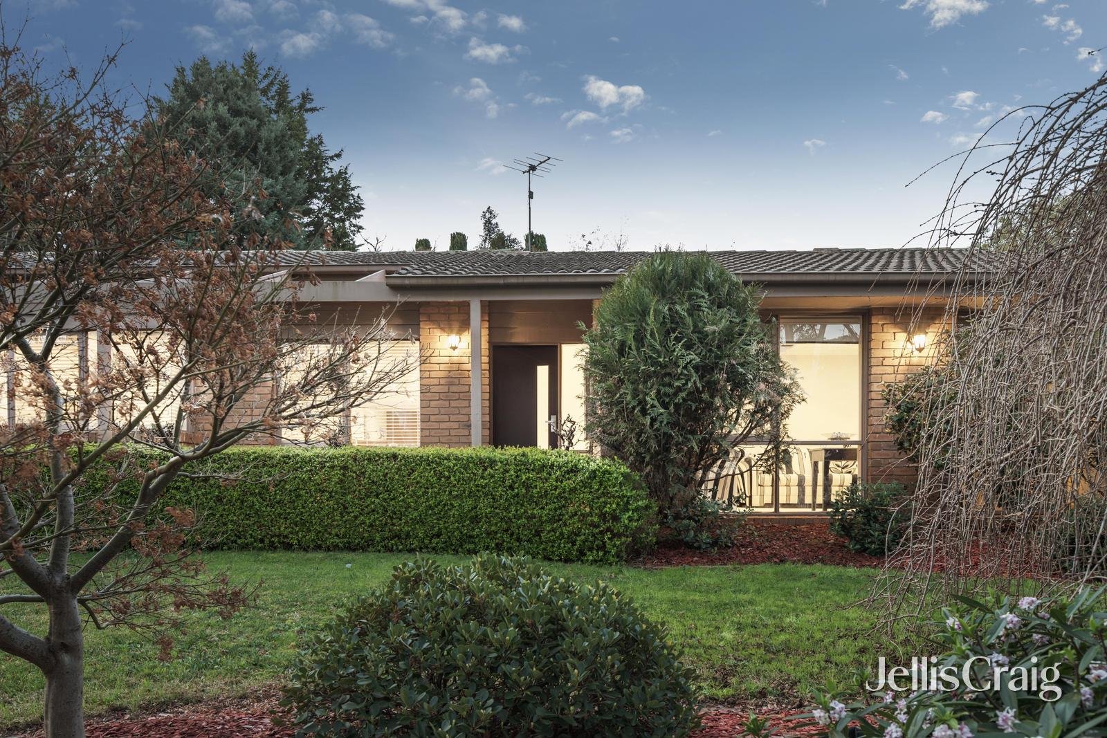 85 Weidlich Road, Eltham North image 3