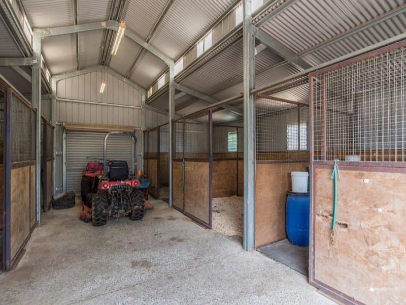 850-856 Warburton Highway, Seville East image 5