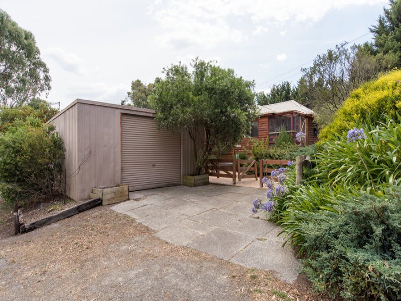 850-856 Warburton Highway, Seville East image 16