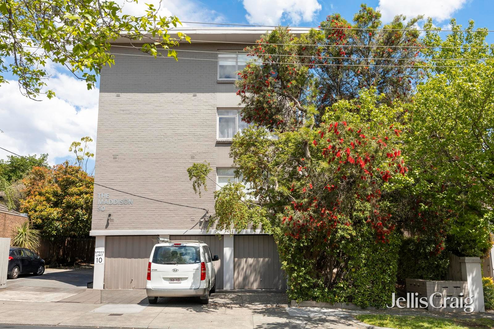 8/50 Leura Grove, Hawthorn East image 8