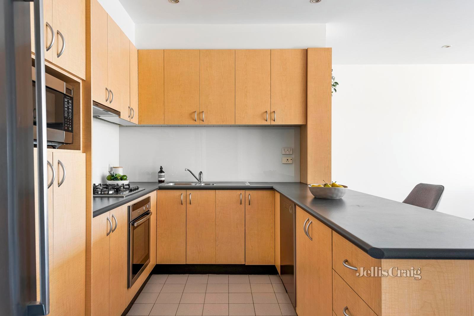 8/50 Palmer Street, Richmond image 6