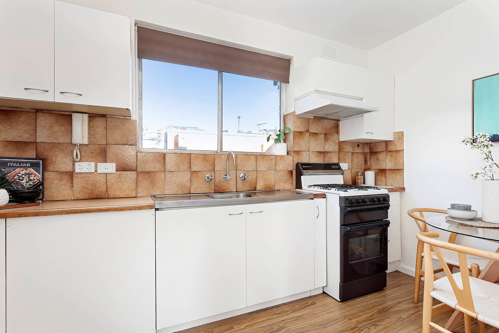 Property Gallery Thumbnail 3