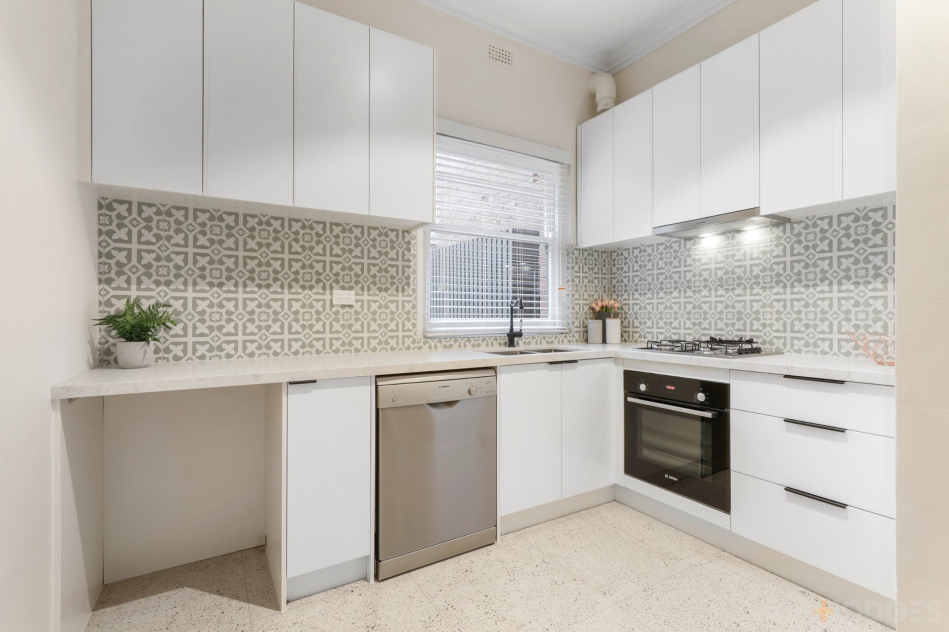 8 / 500-506 Glen Huntly Road Elsternwick