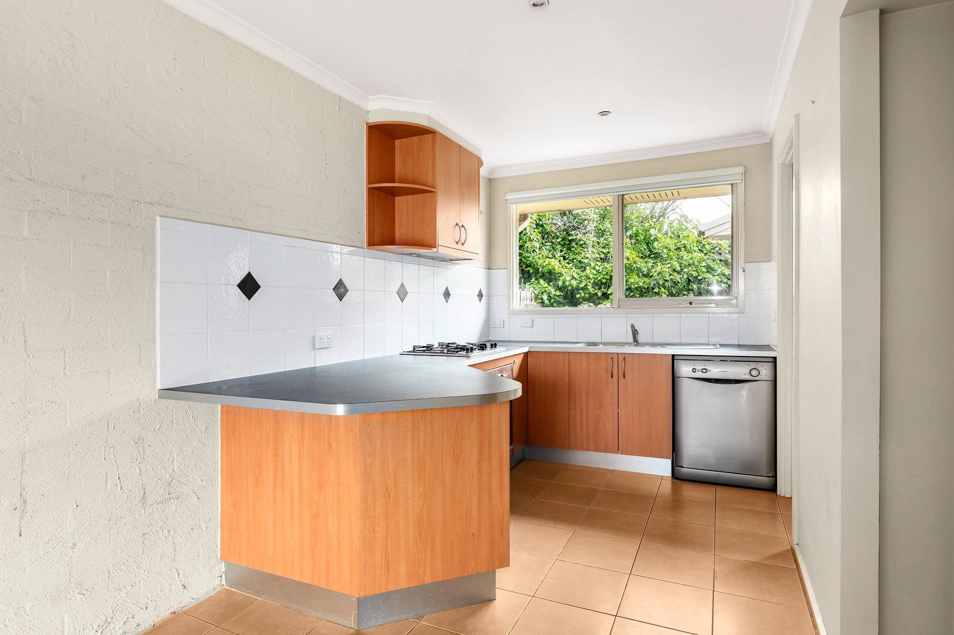 8/51 Mt Dandenong Road, Ringwood East image 2