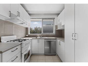 8/52 Edgar Street, Glen&nbsp;Iris image 2