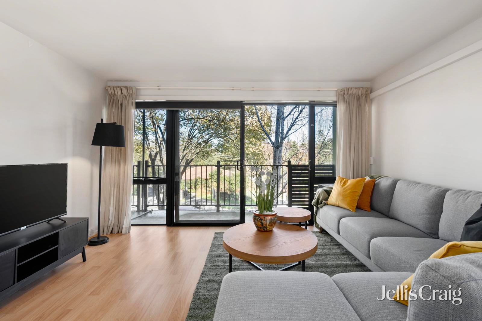 8/53 Kent Avenue, Croydon image 1