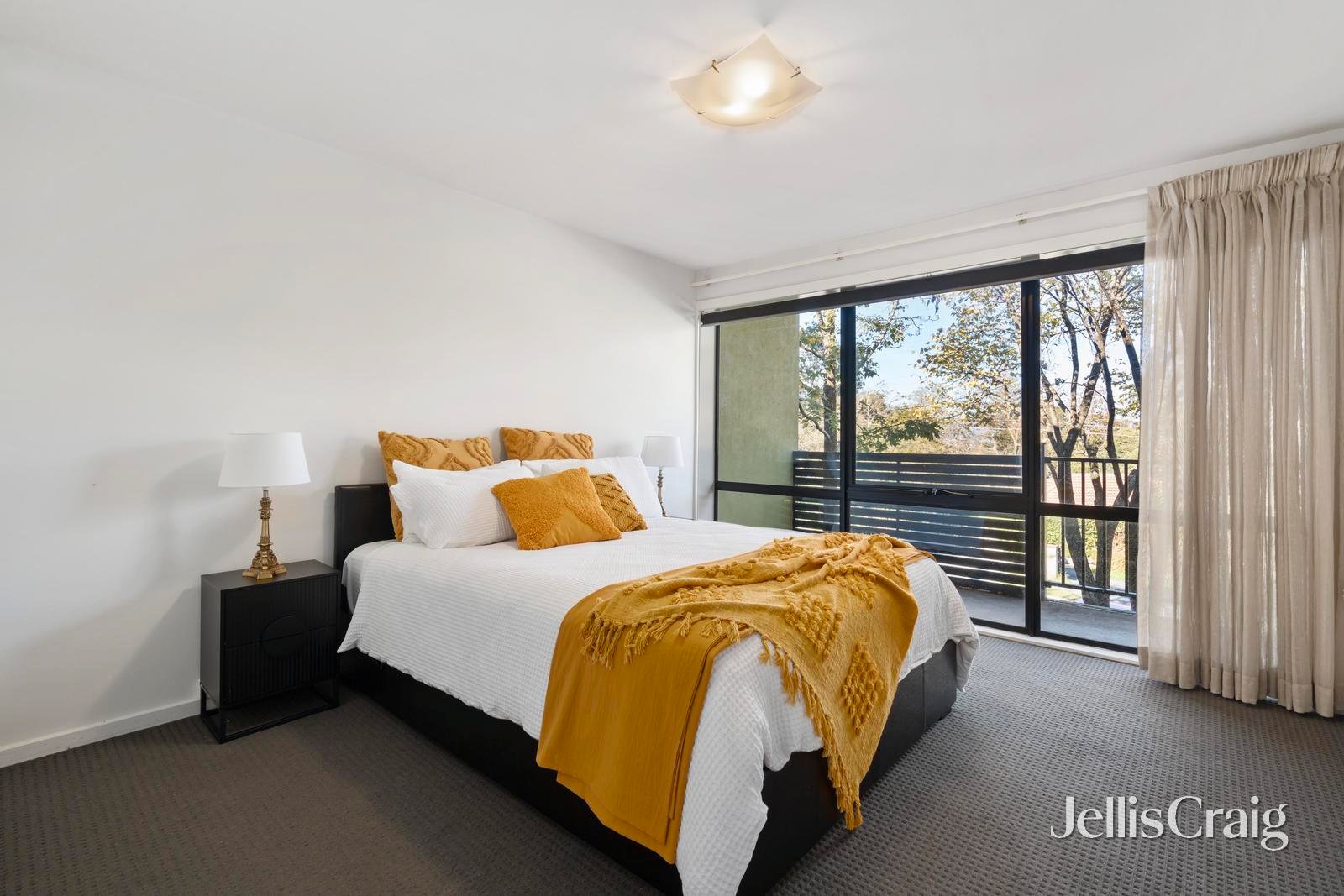 8/53 Kent Avenue, Croydon image 3