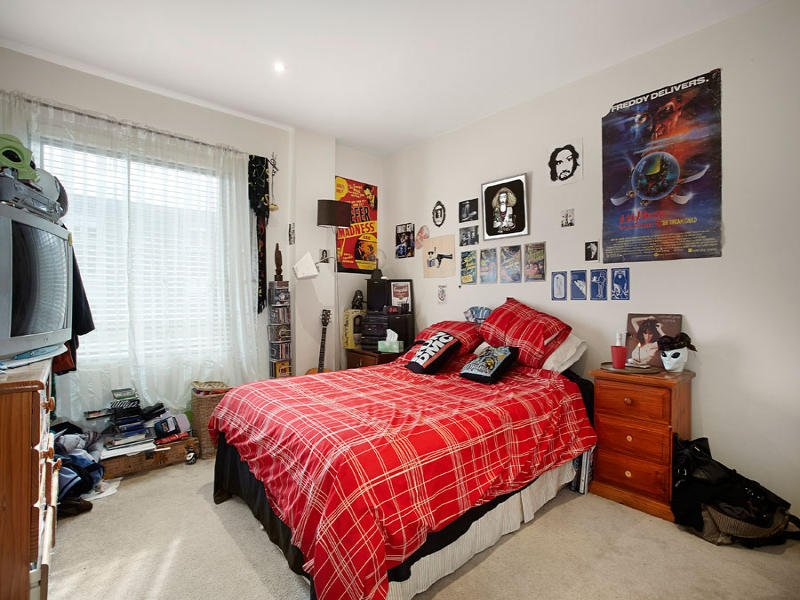 854/1 Esplanade West, Port Melbourne image 6