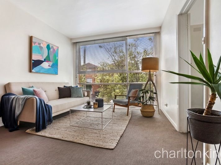 8 / 55 Barkly Street ST KILDA