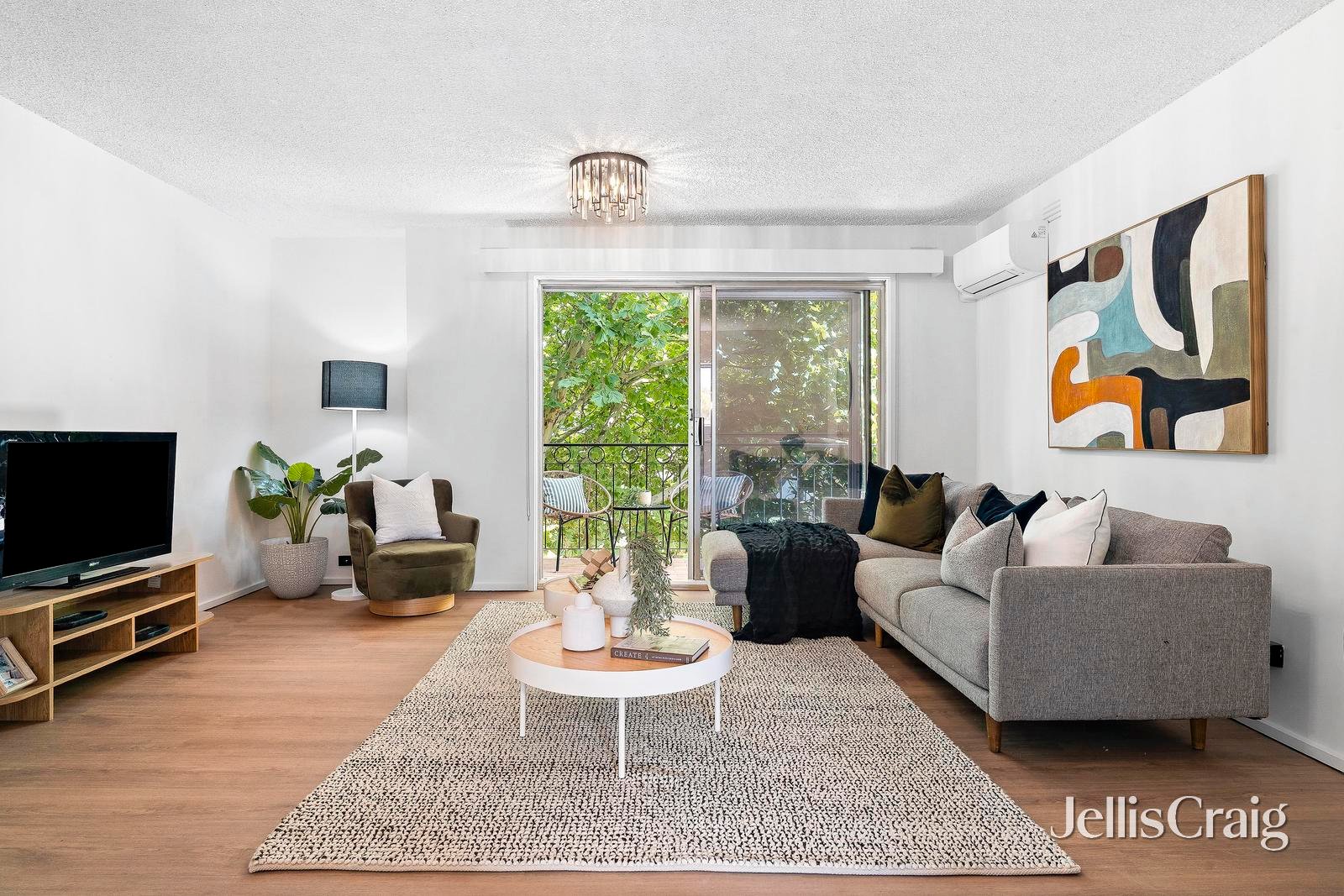 8/55 Ormond Esplanade, Elwood image 1