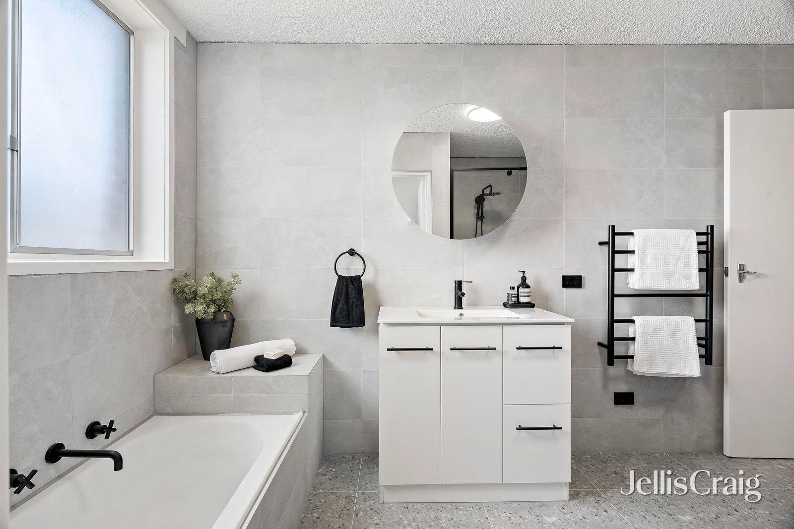 8/55 Ormond Esplanade, Elwood image 12