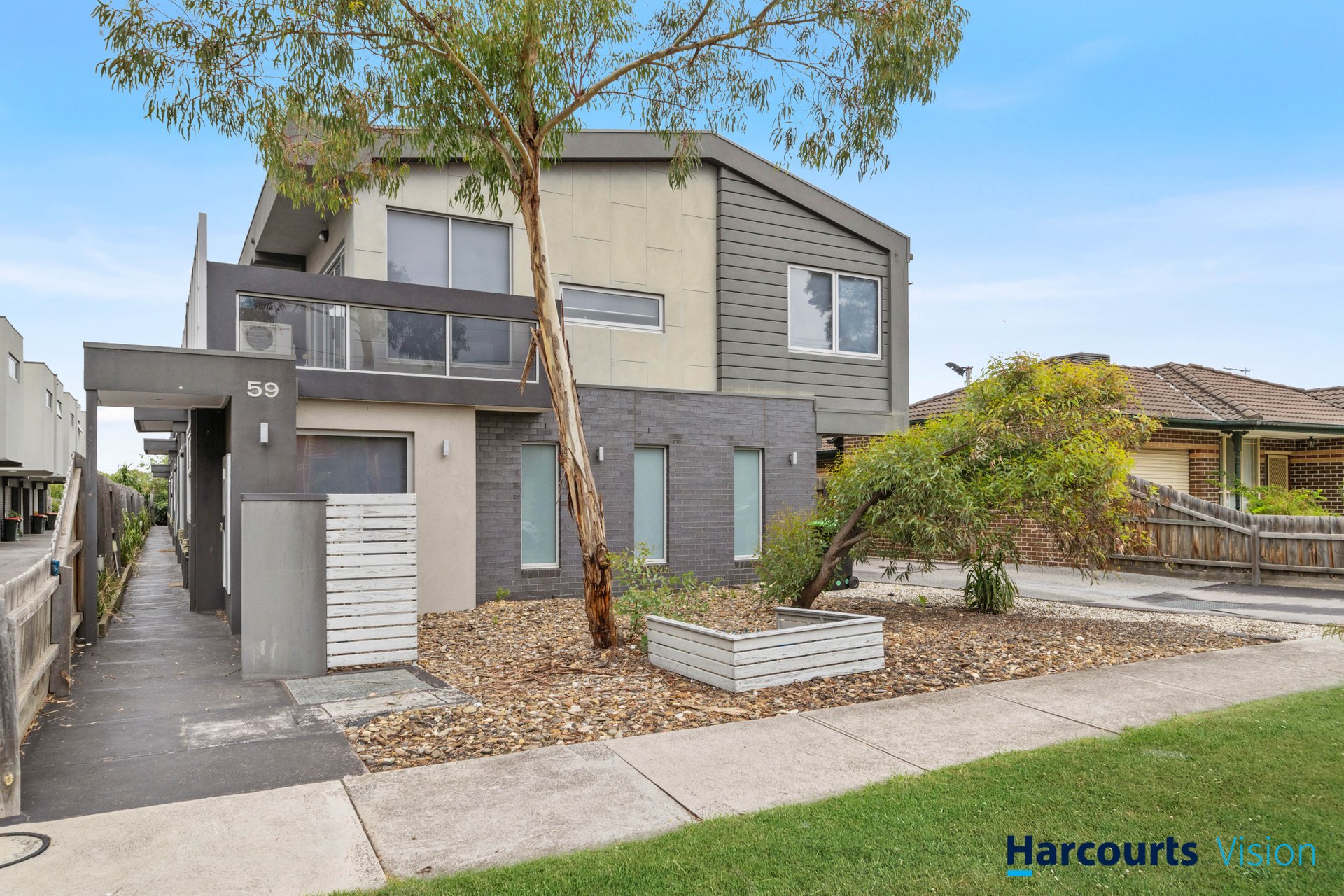 8/59 Parer Road, Airport West image 1