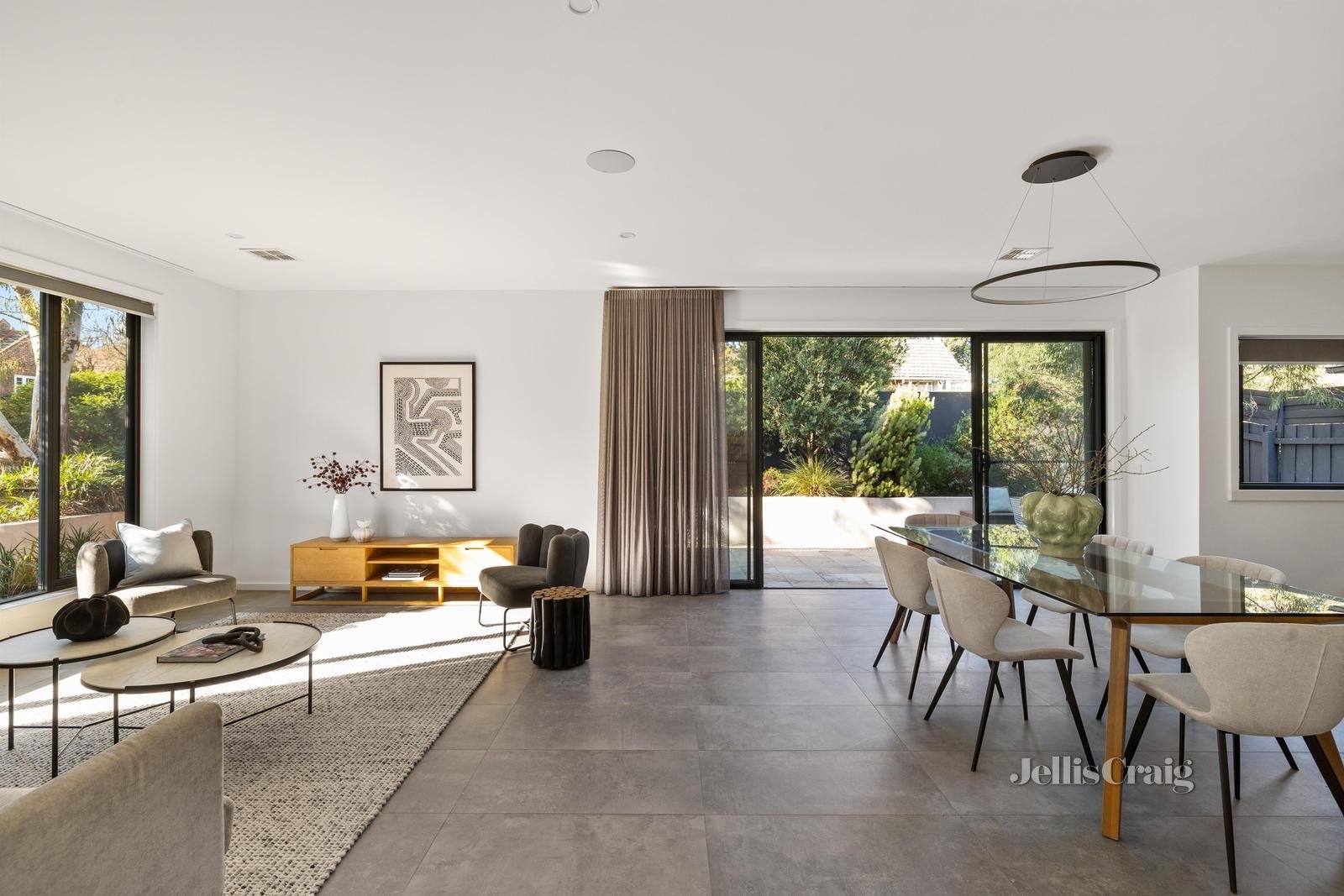 86 Bath Road, Glen Iris image 4