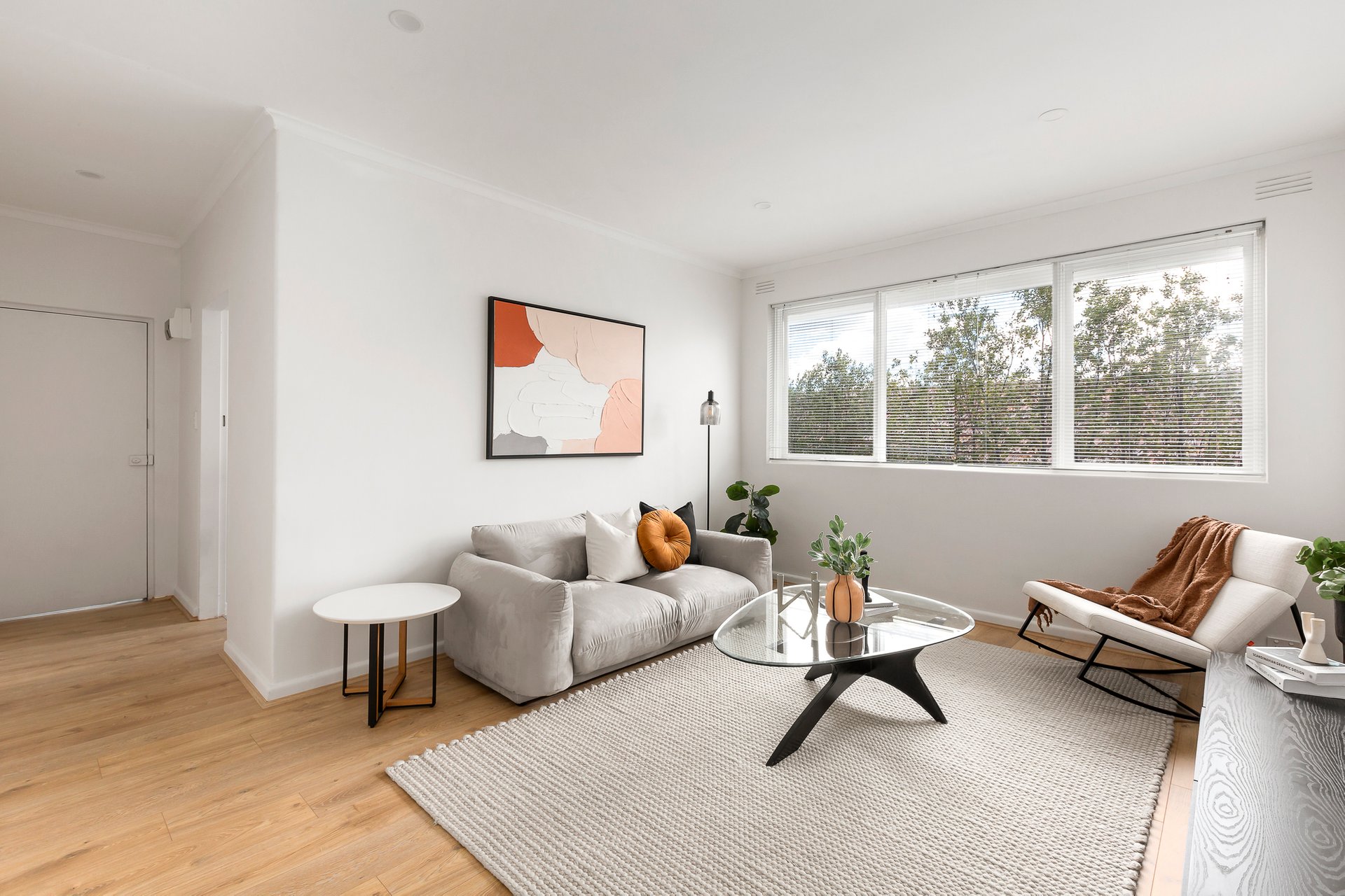 8/6 Closeburn Avenue